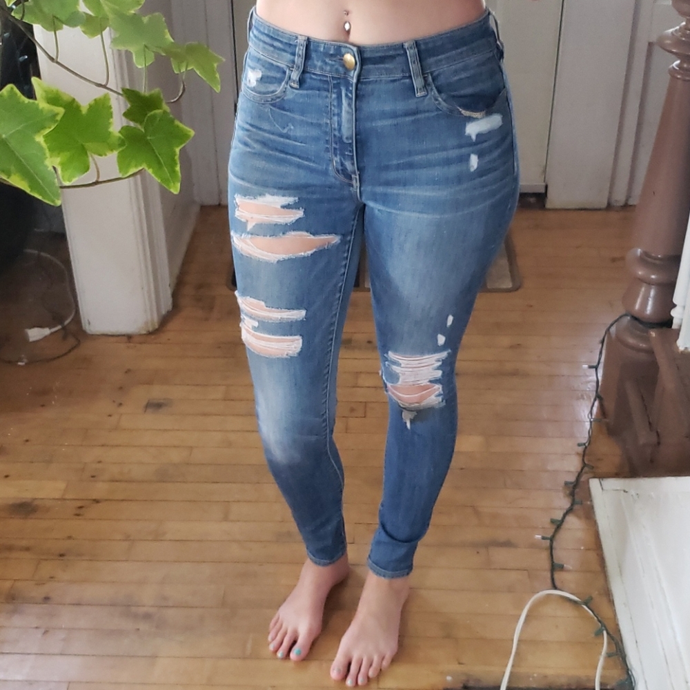 AE Super Skinny Distressed Jeans